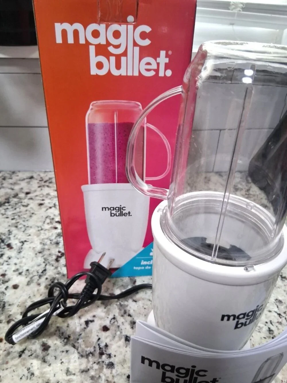 Magic Bullet 4 Piece Personal Blender (Black) Compact Blender. Smoothie